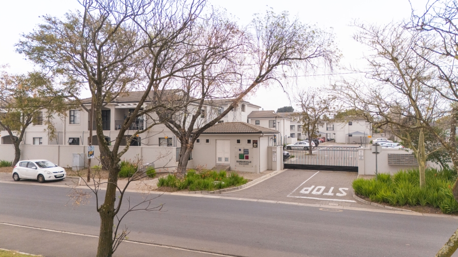 2 Bedroom Property for Sale in Schoongezicht Western Cape